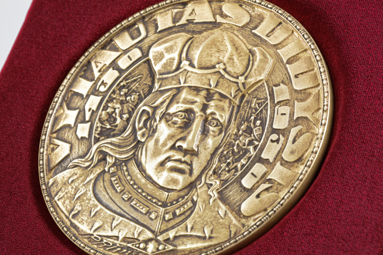 Vytauto Didžiojo mirties 500-ųjų metinių atminimo medalis (kopija)